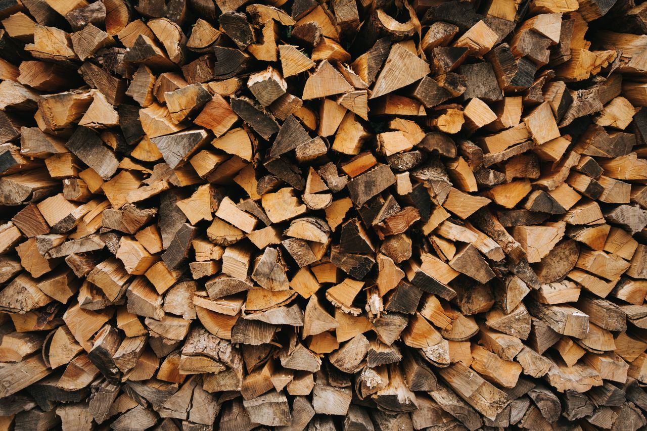 Firewood supply for winter in Stellenbosch